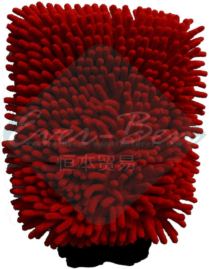 Red microfiber car cleaning rags